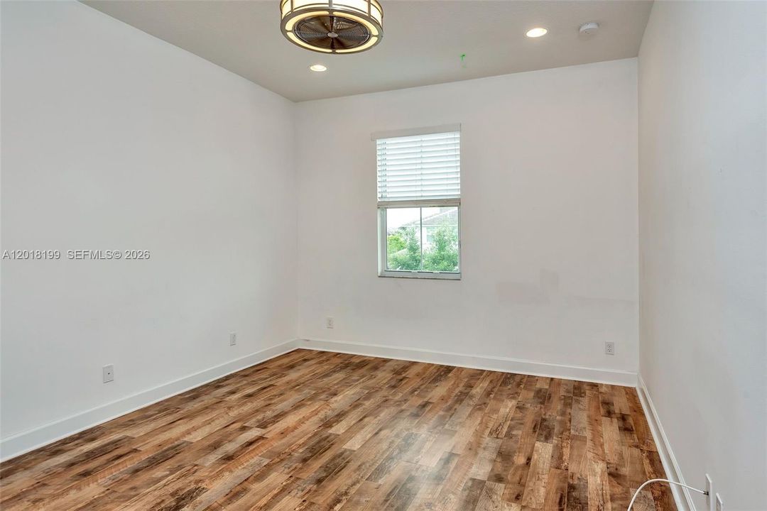 For Rent: $4,850 (4 beds, 3 baths, 2298 Square Feet)