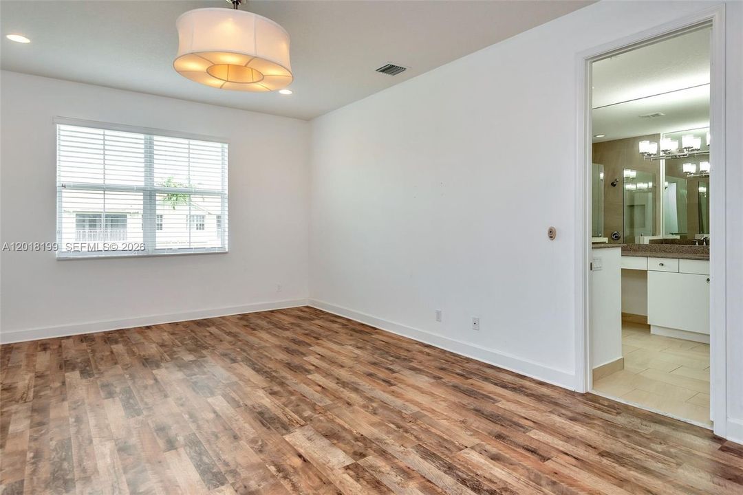 For Rent: $4,850 (4 beds, 3 baths, 2298 Square Feet)