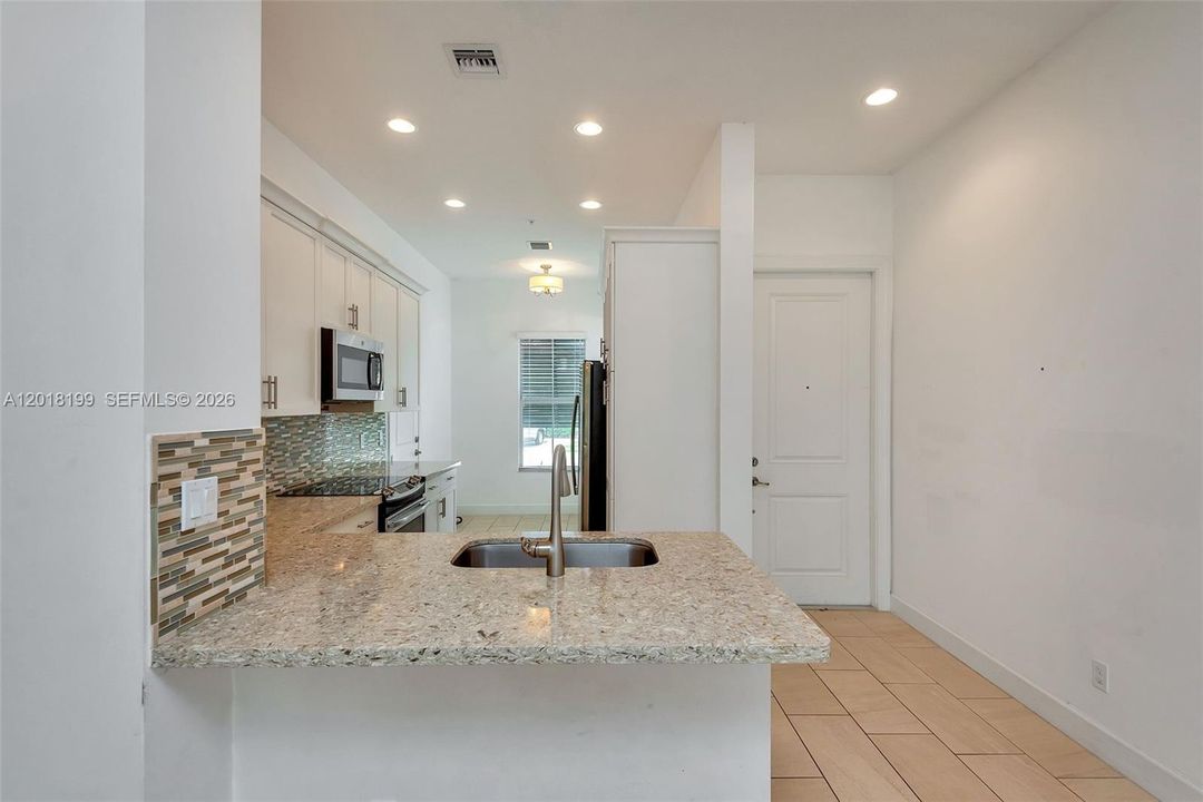 For Rent: $4,850 (4 beds, 3 baths, 2298 Square Feet)