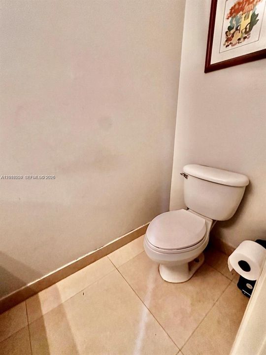 For Rent: $3,400 (3 beds, 2 baths, 1605 Square Feet)