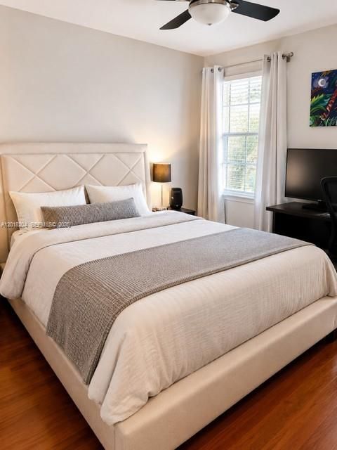 For Rent: $3,400 (3 beds, 2 baths, 1605 Square Feet)