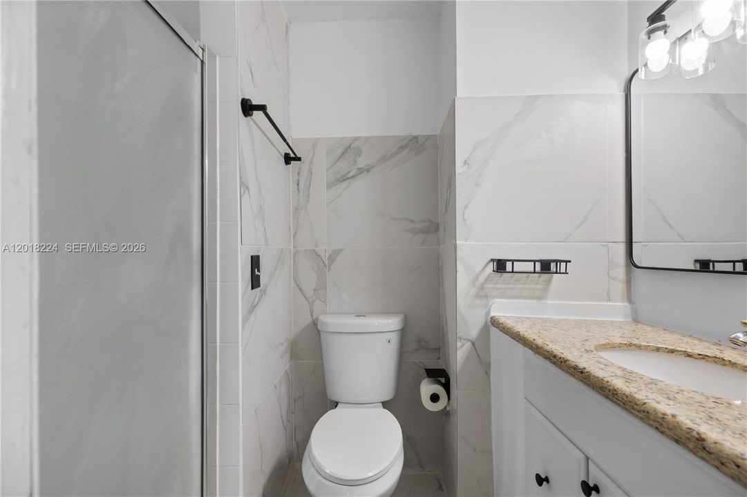 En Venta: $381,000 (3 camas, 2 baños, 1598 Pies cuadrados)