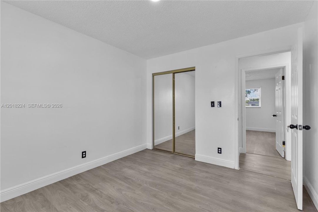 En Venta: $381,000 (3 camas, 2 baños, 1598 Pies cuadrados)