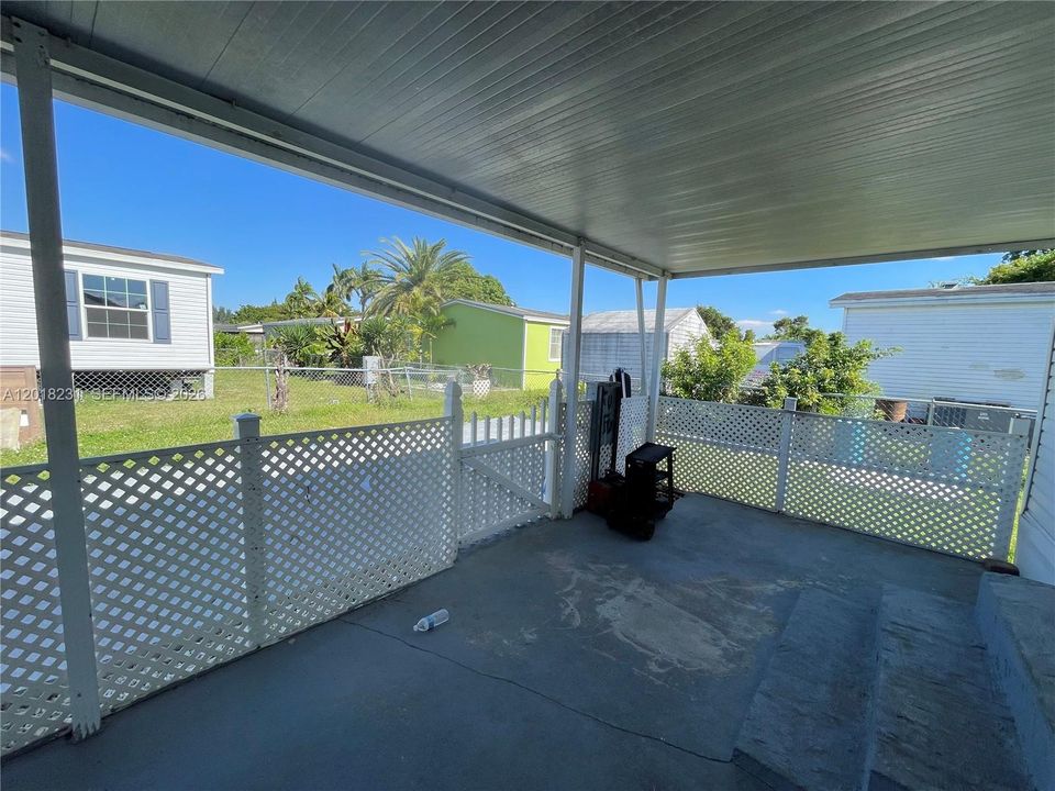 For Rent: $2,500 (3 beds, 2 baths, 1170 Square Feet)