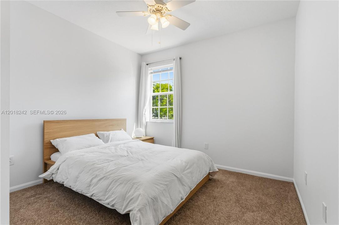 For Sale: $429,900 (3 beds, 2 baths, 1376 Square Feet)
