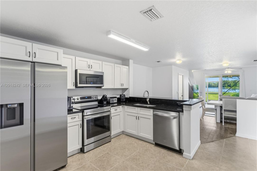 For Sale: $429,900 (3 beds, 2 baths, 1376 Square Feet)