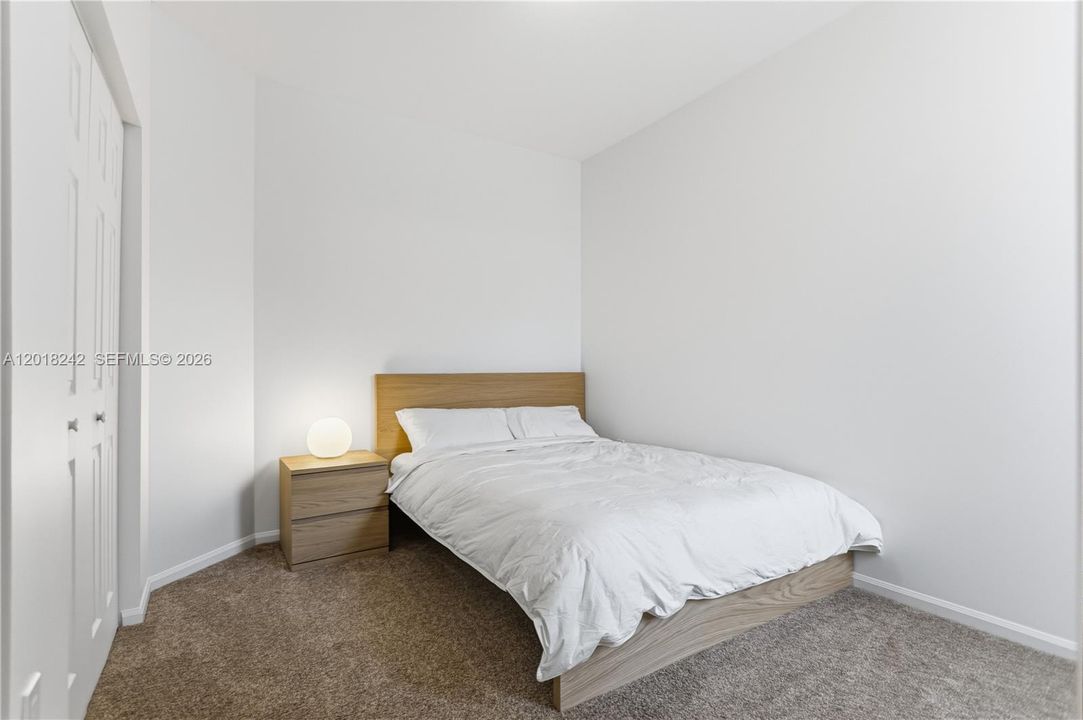 For Sale: $429,900 (3 beds, 2 baths, 1376 Square Feet)