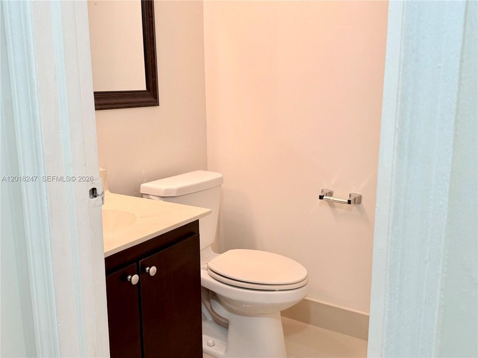 En Venta: $220,000 (1 camas, 1 baños, 815 Pies cuadrados)