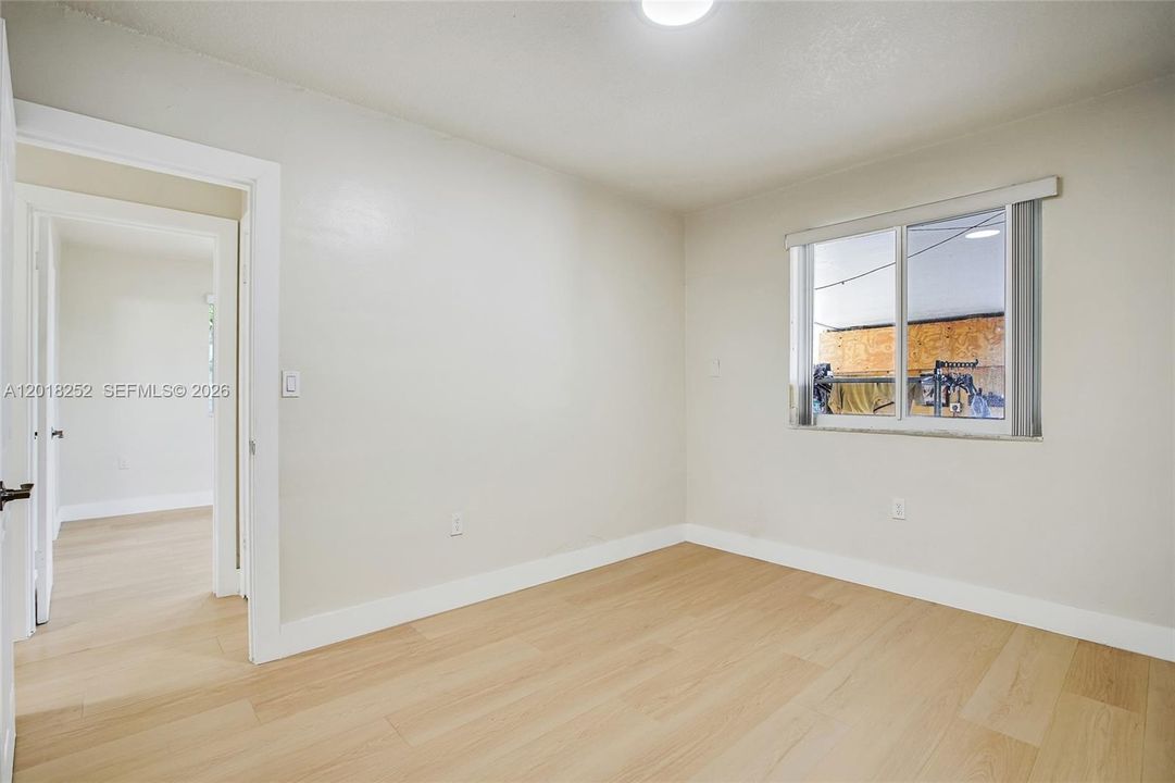 Active With Contract: $3,200 (3 beds, 2 baths, 1332 Square Feet)