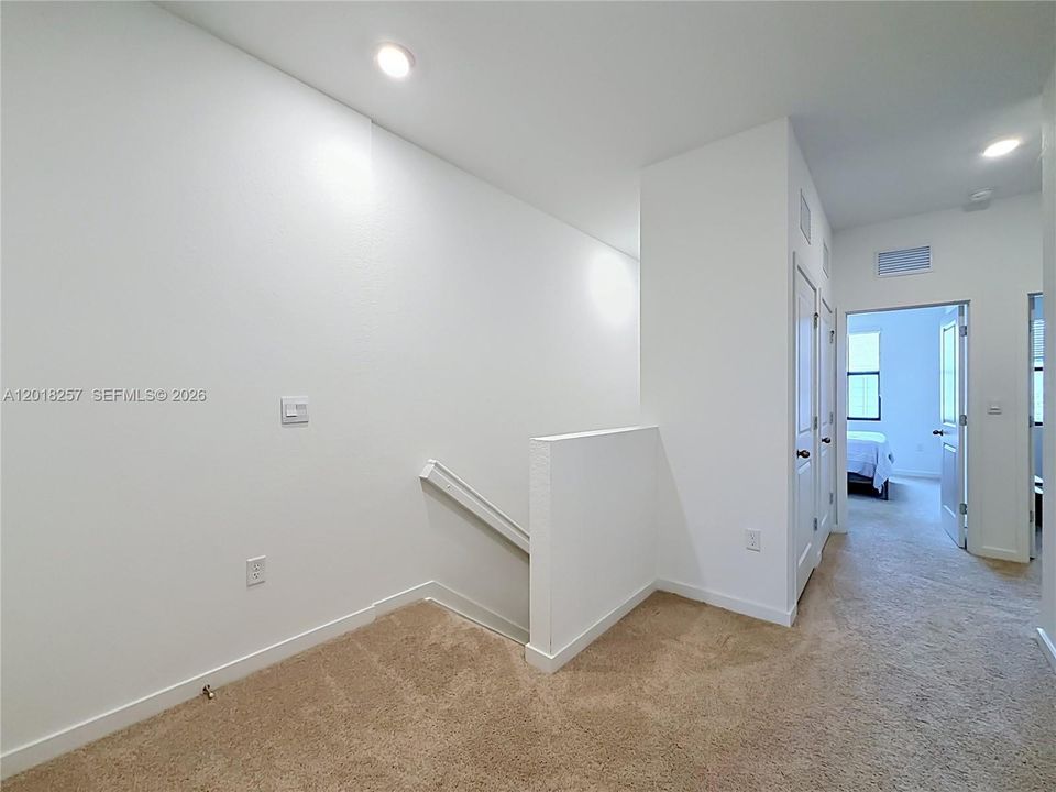 В аренду: $3,300 (3 спален, 2 ванн, 1597 Квадратных фут)