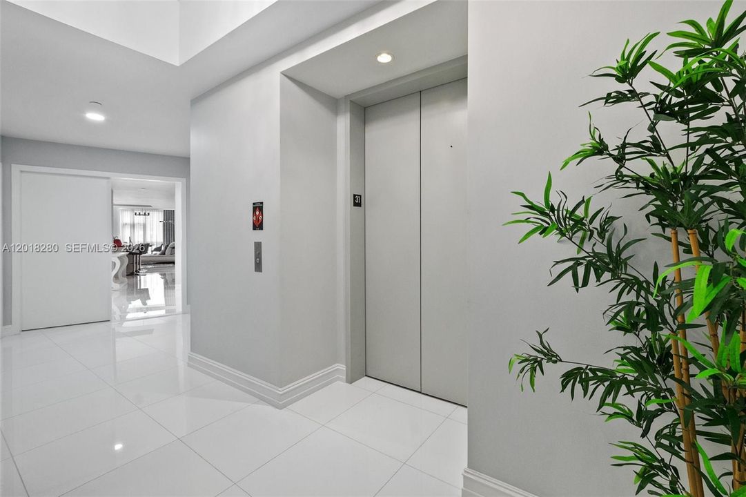 Active With Contract: $12,000 (3 beds, 4 baths, 2188 Square Feet)