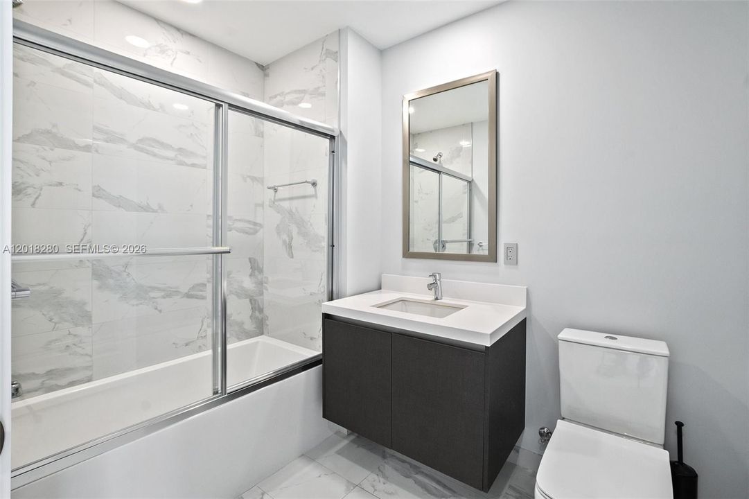 Active With Contract: $12,000 (3 beds, 4 baths, 2188 Square Feet)