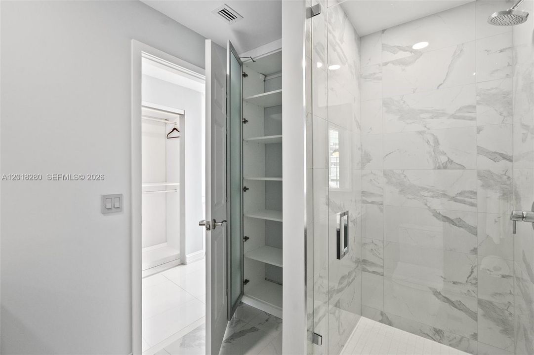 Active With Contract: $12,000 (3 beds, 4 baths, 2188 Square Feet)