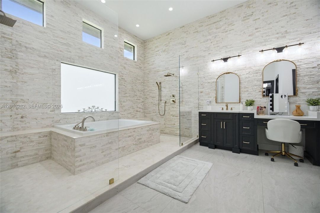 For Sale: $3,500,000 (4 beds, 4 baths, 4183 Square Feet)