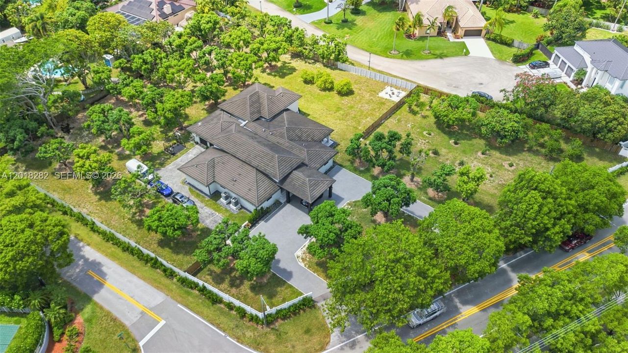For Sale: $3,500,000 (4 beds, 4 baths, 4183 Square Feet)