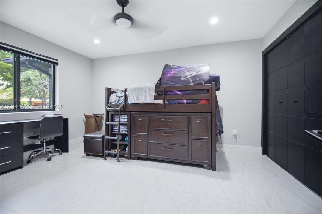 For Sale: $3,500,000 (4 beds, 4 baths, 4183 Square Feet)