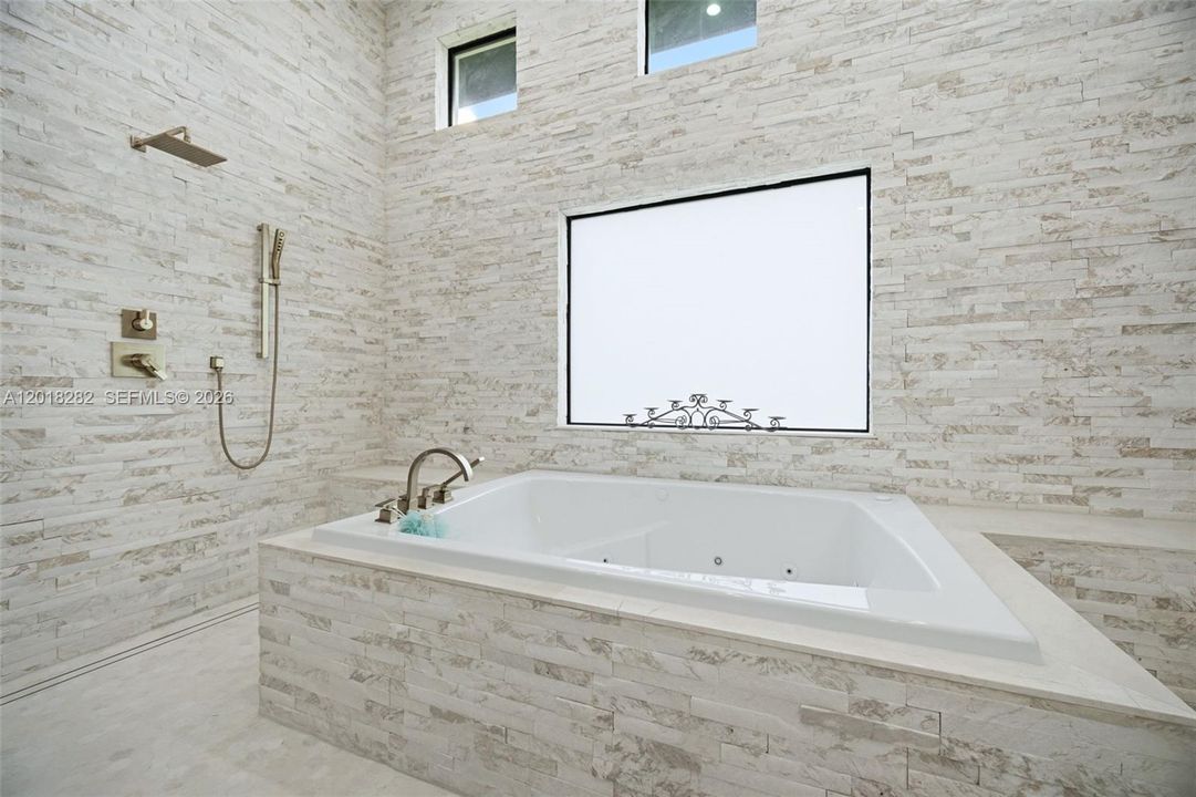 For Sale: $3,500,000 (4 beds, 4 baths, 4183 Square Feet)