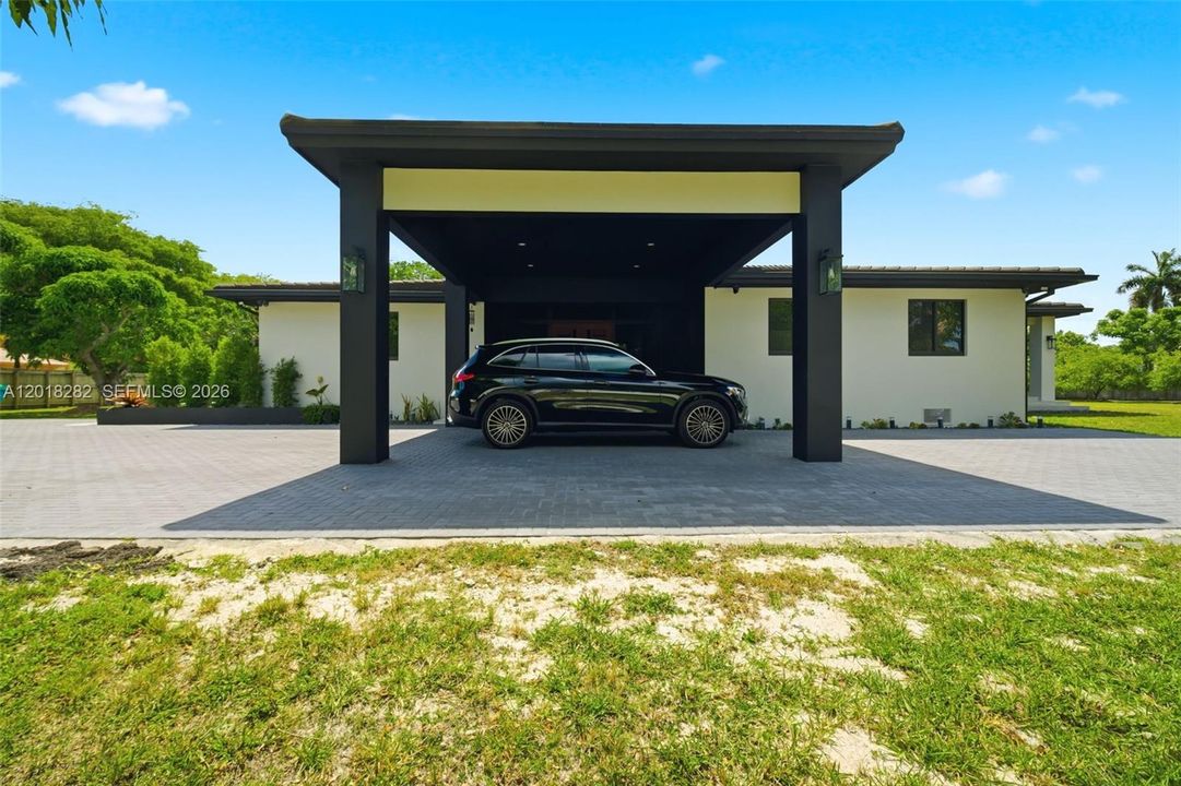 For Sale: $3,500,000 (4 beds, 4 baths, 4183 Square Feet)