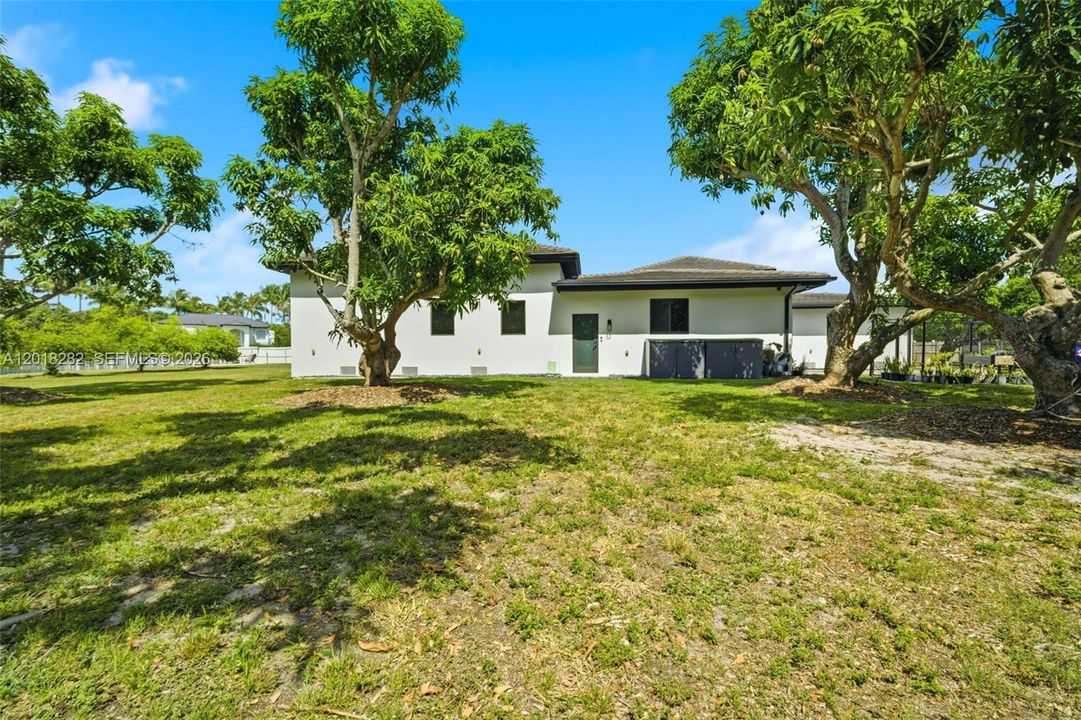 For Sale: $3,500,000 (4 beds, 4 baths, 4183 Square Feet)