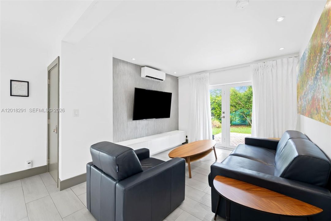 Additional family room
