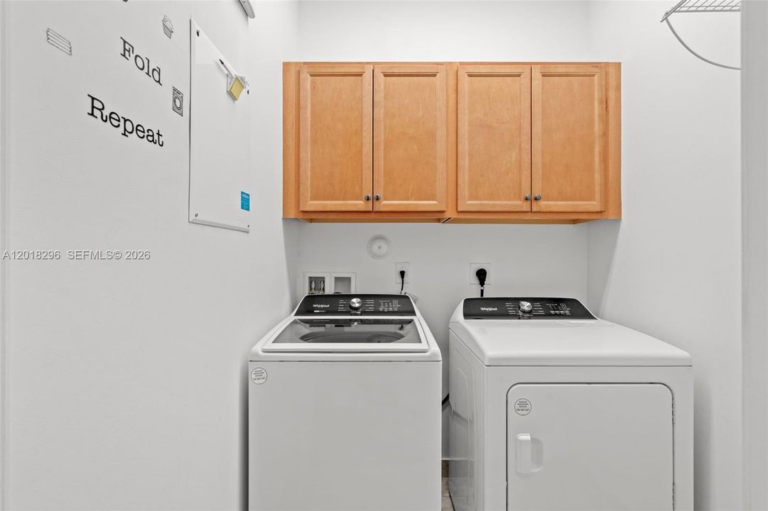 Active With Contract: $665,000 (3 beds, 2 baths, 2025 Square Feet)