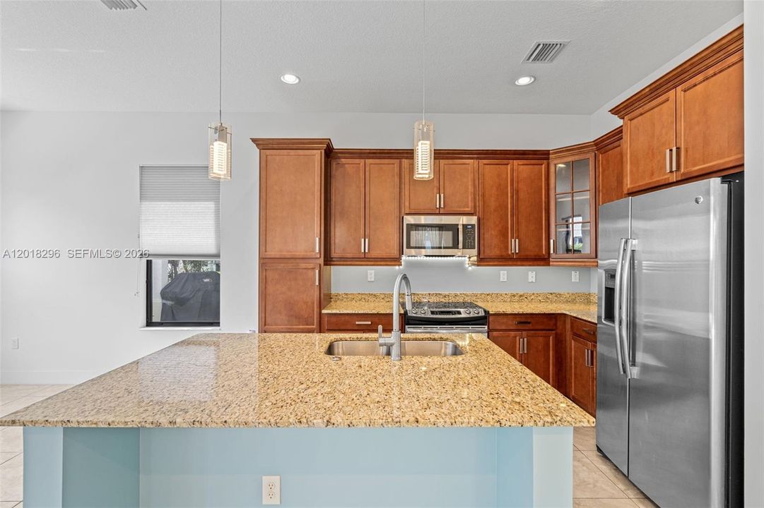 Active With Contract: $665,000 (3 beds, 2 baths, 2025 Square Feet)