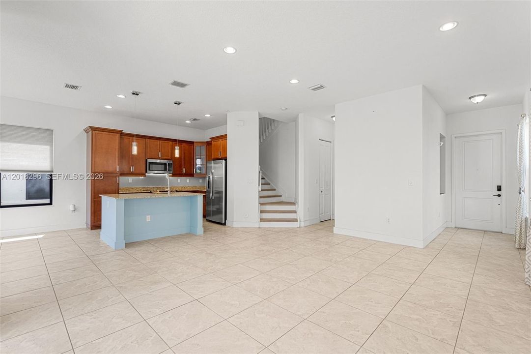 Active With Contract: $665,000 (3 beds, 2 baths, 2025 Square Feet)