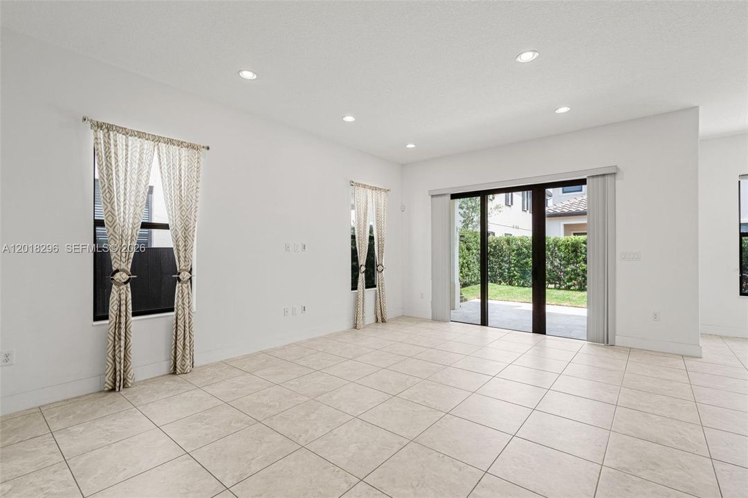 Active With Contract: $665,000 (3 beds, 2 baths, 2025 Square Feet)