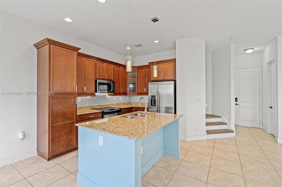 Active With Contract: $665,000 (3 beds, 2 baths, 2025 Square Feet)