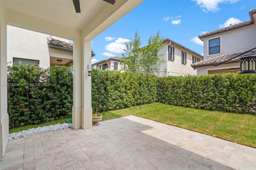 Active With Contract: $665,000 (3 beds, 2 baths, 2025 Square Feet)