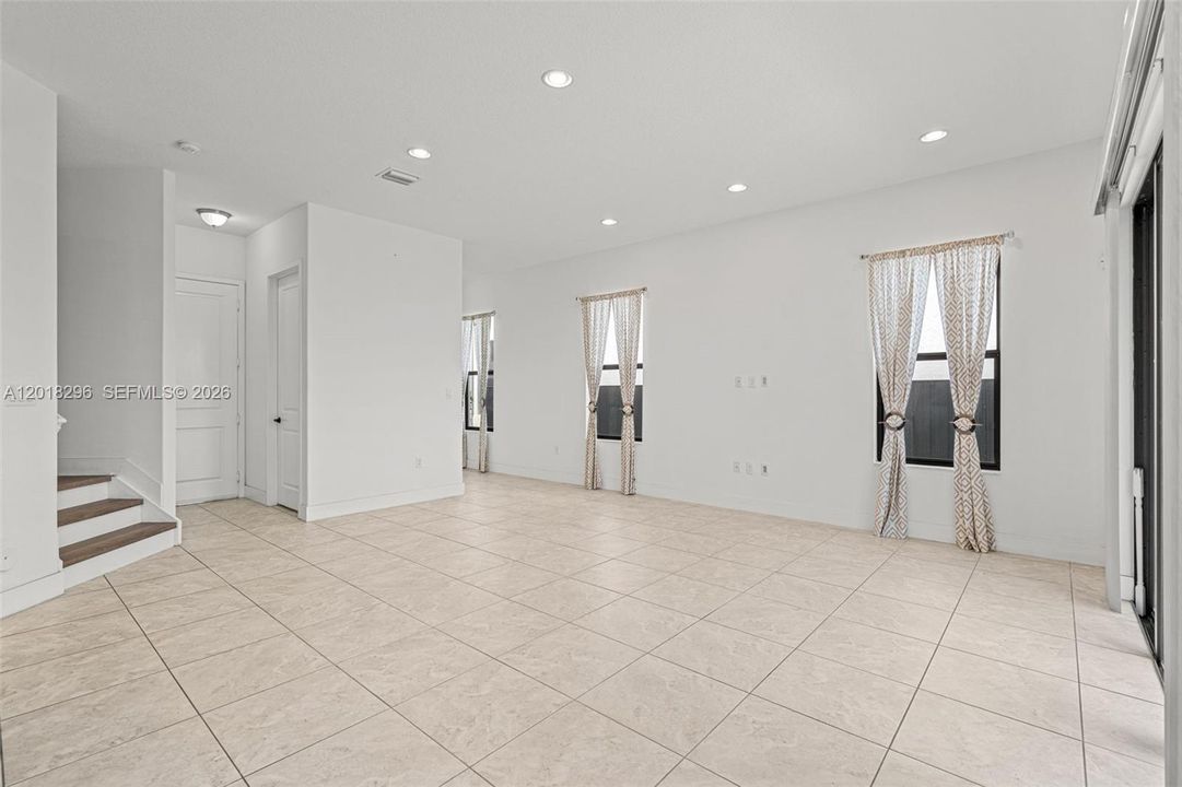 Active With Contract: $665,000 (3 beds, 2 baths, 2025 Square Feet)