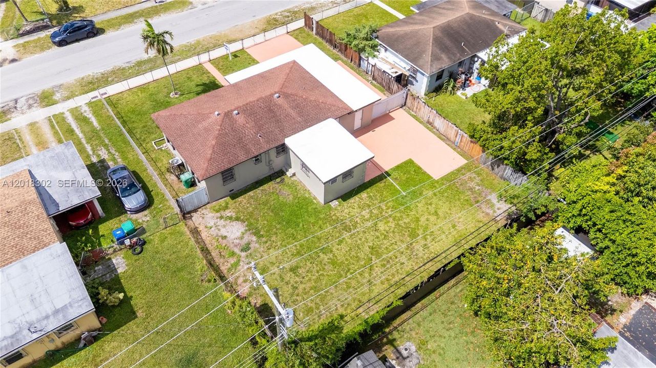 Vendido Recientemente: $499,900 (4 camas, 2 baños, 1552 Pies cuadrados)