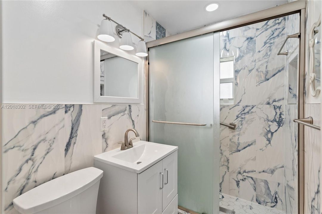 Vendido Recientemente: $499,900 (4 camas, 2 baños, 1552 Pies cuadrados)