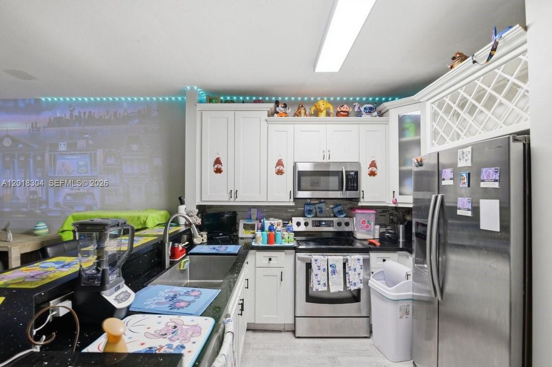 На продажу: $264,900 (3 спален, 2 ванн, 1458 Квадратных фут)