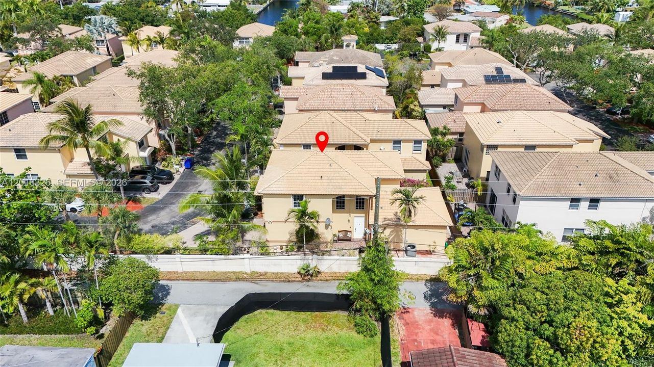 En Venta: $699,000 (3 camas, 2 baños, 2163 Pies cuadrados)