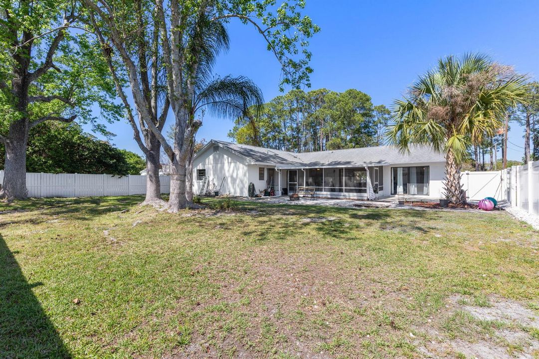 34-web-or-mls-46 Berkshire Ln-35