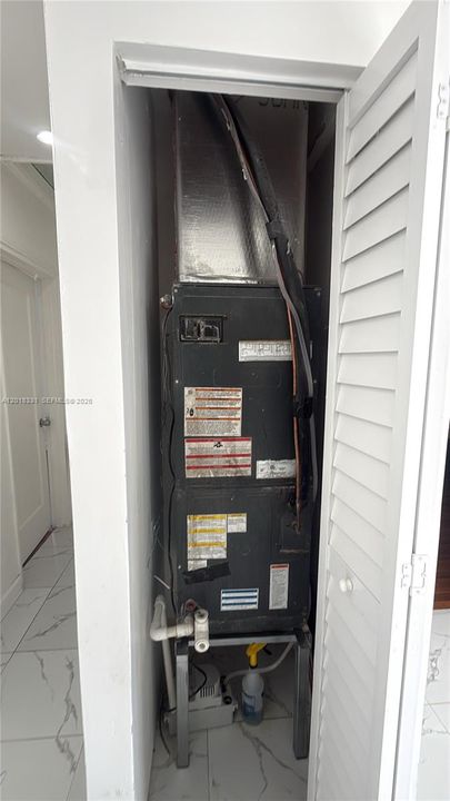 For Rent: $3,400 (3 beds, 2 baths, 2060 Square Feet)