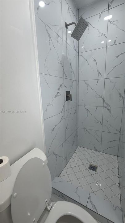 For Rent: $3,400 (3 beds, 2 baths, 2060 Square Feet)