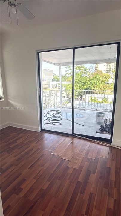 For Rent: $3,400 (3 beds, 2 baths, 2060 Square Feet)