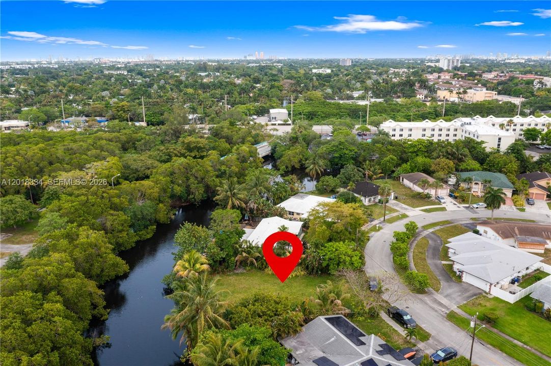 待售: $250,000 (0.19 acres)