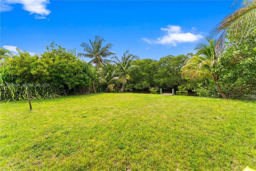 待售: $250,000 (0.19 acres)