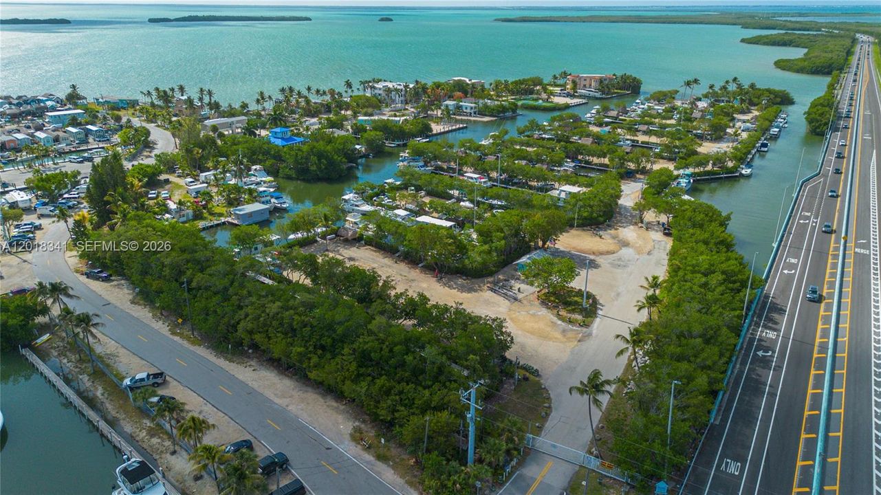 На продажу: $225,000 (0.01 acres)