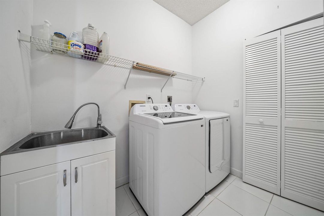 031-17557CharnwoodDrive-BocaRaton-FL-334