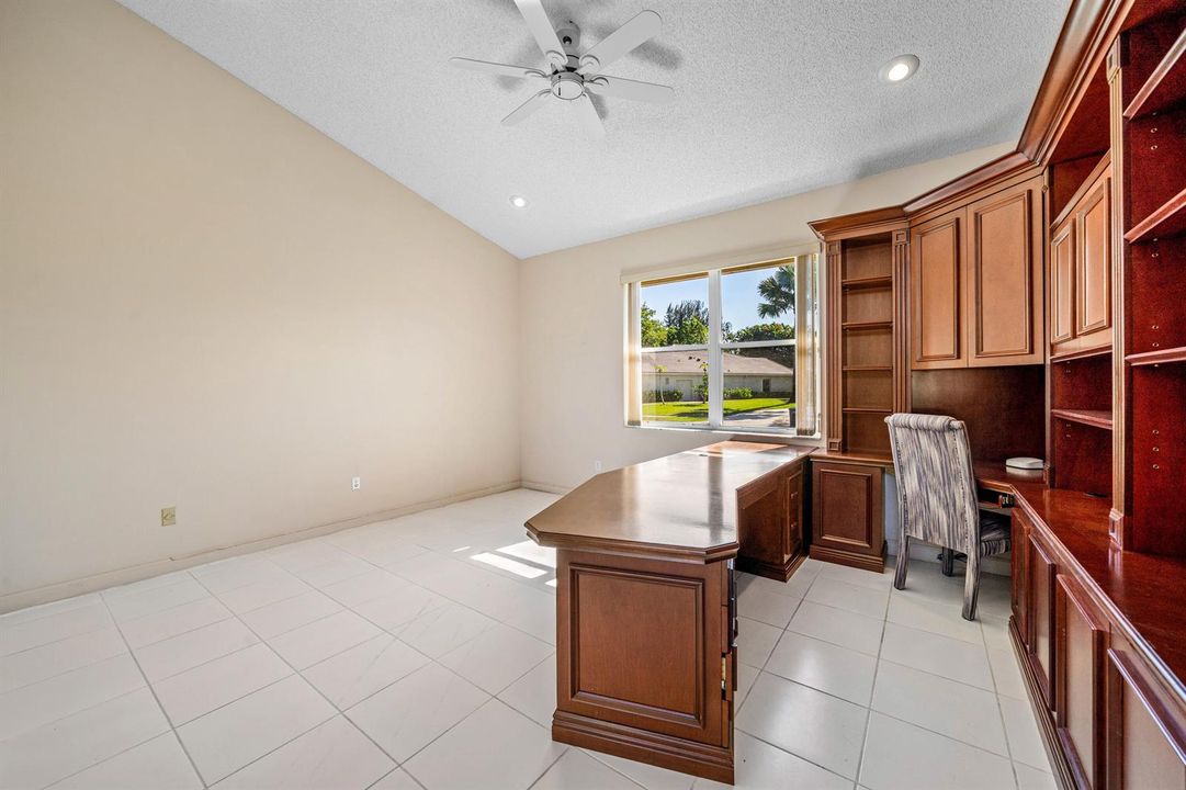 015-17557CharnwoodDrive-BocaRaton-FL-334