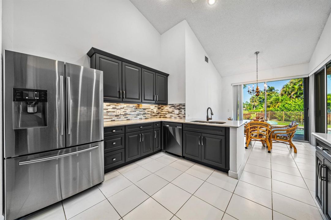 019-17557CharnwoodDrive-BocaRaton-FL-334