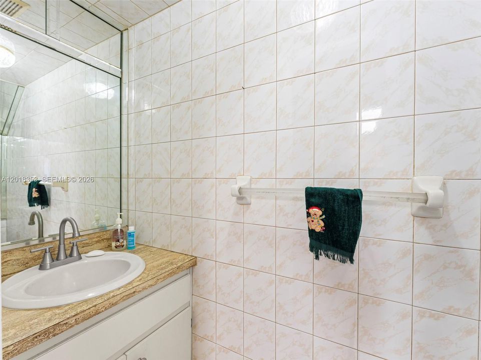 1/2 Bath 1st Floor