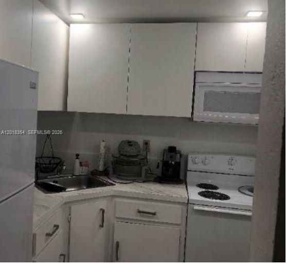 В аренду: $1,700 (1 спален, 1 ванн, 598 Квадратных фут)