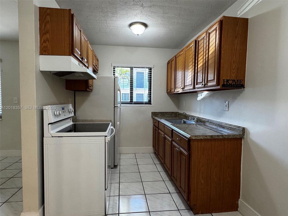 Recientemente alquilado: $1,775 (1 camas, 1 baños, 600 Pies cuadrados)