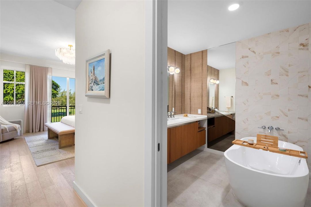 For Sale: $3,749,500 (4 beds, 4 baths, 2685 Square Feet)