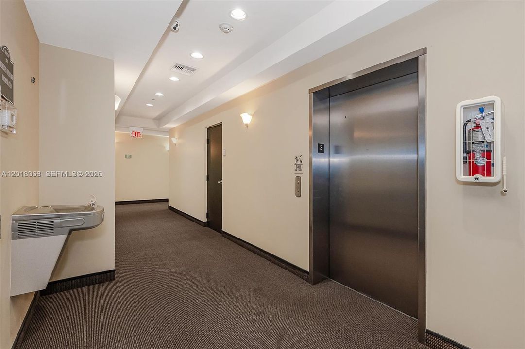 2nd floor elevator